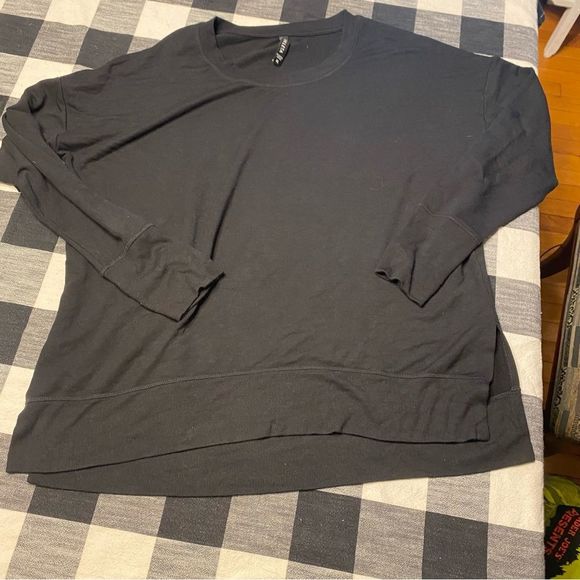 Athleta Black Lightweight Pullover Sweatshirt Size XL - Picture 1 of 4